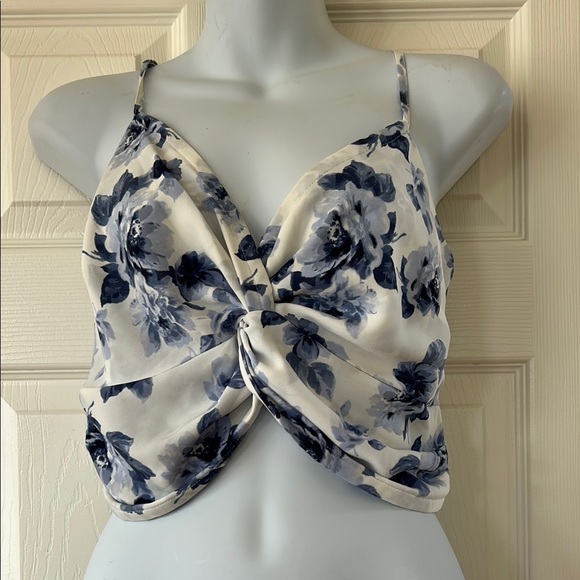 Abercrombie & Fitch Tops - Abercrombie Tank